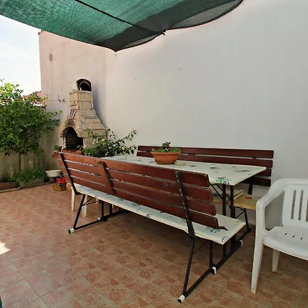 Apartment Lilian *
